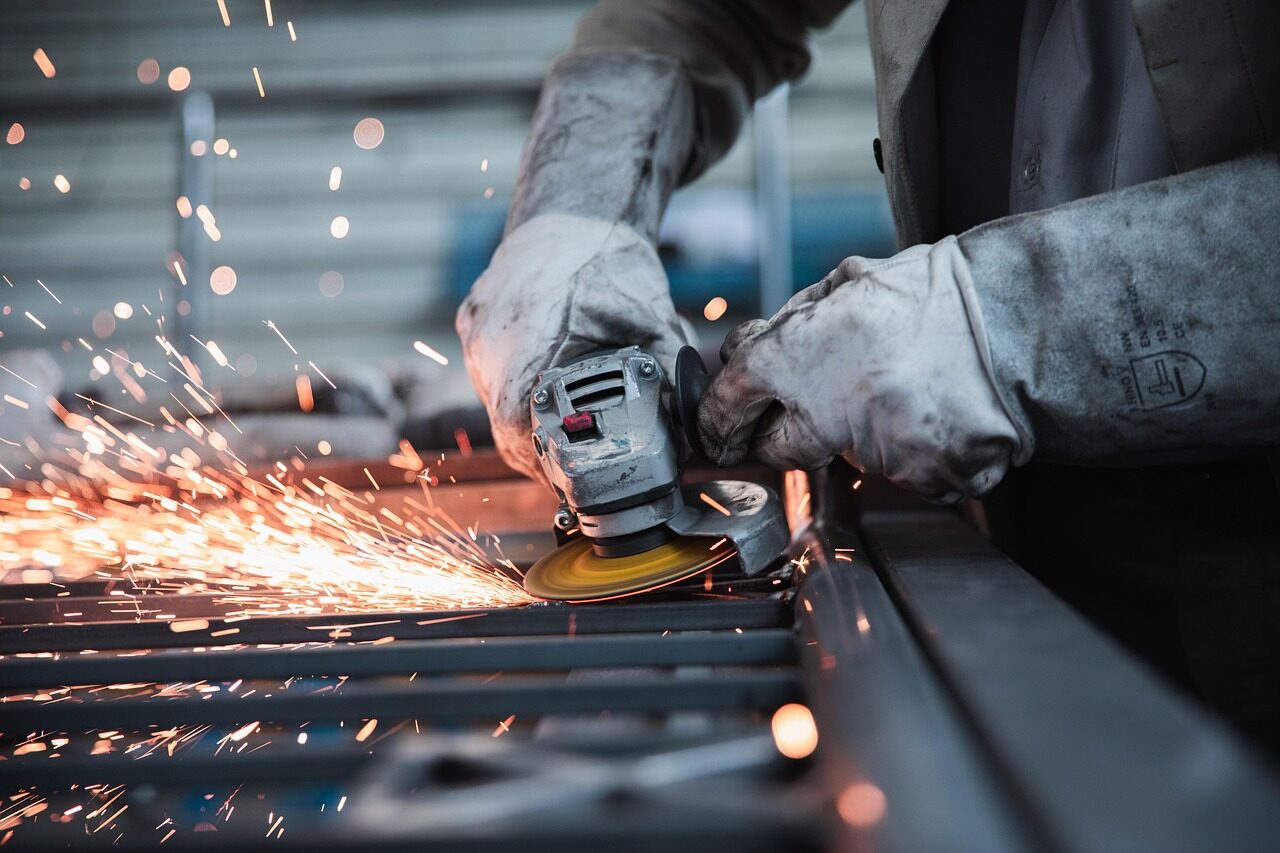 Metalworking process in manufacturing floor